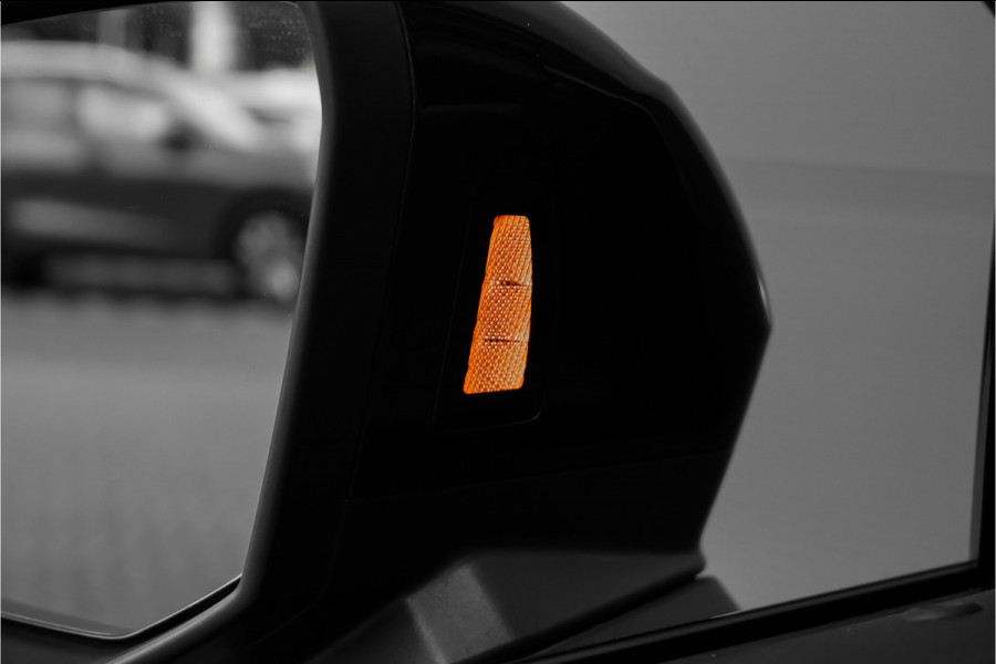 Audi Q3 Sportback 35 TFSI Pro Line S Pano CarPlay Trekhaak 20"