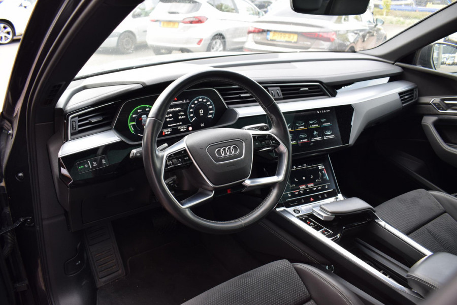 Audi e-tron 50 quattro S edition 71 kWh | Pano | Memory | Camera | Sportstoelen