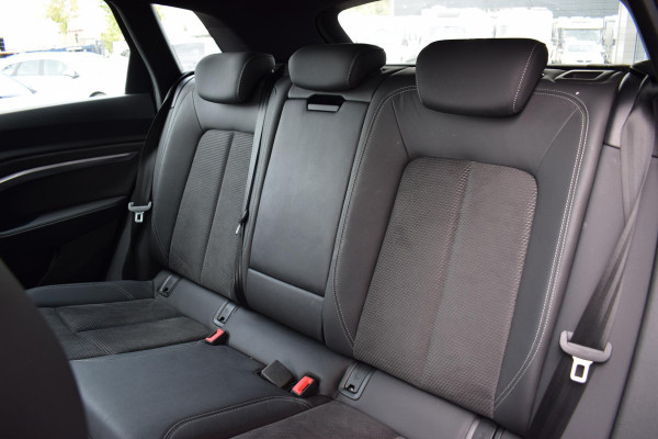 Audi e-tron 50 quattro S edition 71 kWh | Pano | Memory | Camera | Sportstoelen