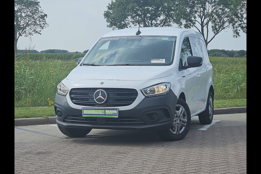 Mercedes-Benz eCitan 51kWh L1H1 Cruise control, Airco, Pdc, Carplay, Navi, Camera, Climate control, 51kWh, 290Km WLTP, Camera, 75kw-Snelladen, 3-Zits, Mbux, Trekhaak