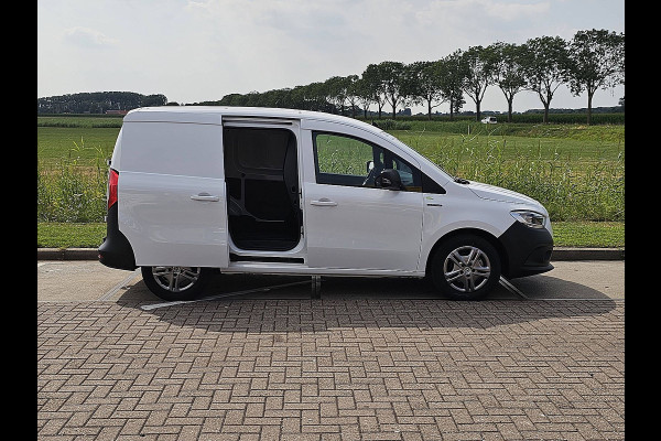 Mercedes-Benz eCitan 51kWh L1H1 Cruise control, Airco, Pdc, Carplay, Navi, Camera, Climate control, 51kWh, 290Km WLTP, Camera, 75kw-Snelladen, 3-Zits, Mbux, Trekhaak