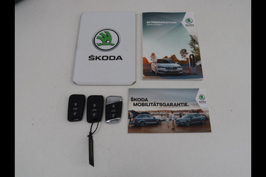 Škoda Superb Combi 1.4 TSI iV Laurin & Klement | SOH 95.8% | Trekhaak | Leder | Virtual Dashboard | Stoelverwarming | Memory | Virtual Dashboard | Park assist | Cruise control | Navigatie | Carplay |