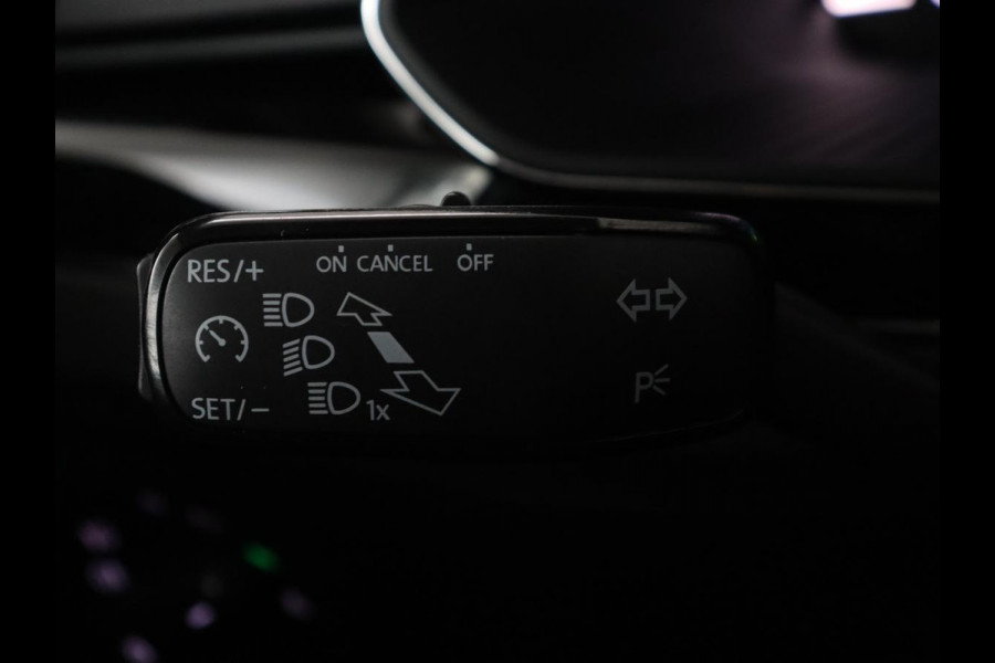 Škoda Superb Combi 1.4 TSI iV Laurin & Klement | SOH 95.8% | Trekhaak | Leder | Virtual Dashboard | Stoelverwarming | Memory | Virtual Dashboard | Park assist | Cruise control | Navigatie | Carplay |