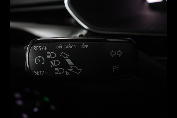 Škoda Superb Combi 1.4 TSI iV Laurin & Klement | SOH 95.8% | Trekhaak | Leder | Virtual Dashboard | Stoelverwarming | Memory | Virtual Dashboard | Park assist | Cruise control | Navigatie | Carplay |