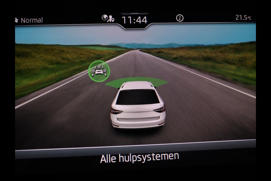 Škoda Superb Combi 1.4 TSI iV Laurin & Klement | SOH 95.8% | Trekhaak | Leder | Virtual Dashboard | Stoelverwarming | Memory | Virtual Dashboard | Park assist | Cruise control | Navigatie | Carplay |
