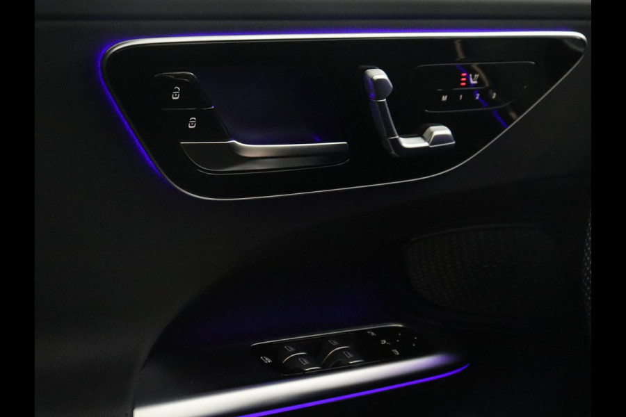 Mercedes-Benz C-Klasse 300e AMG-Line | SOH 97.7 | Leder/alcantara | Adaptive cruise | Memory | 360 camera | Sfeerverlichting | Burmester | Stoelverwarming | Full LED |