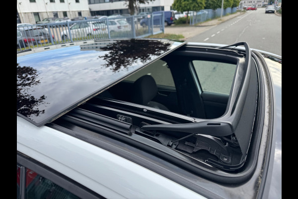 Volkswagen Taigo 1.5 TSI 2X R-Line DSG Panorama Camera Virtual Navi