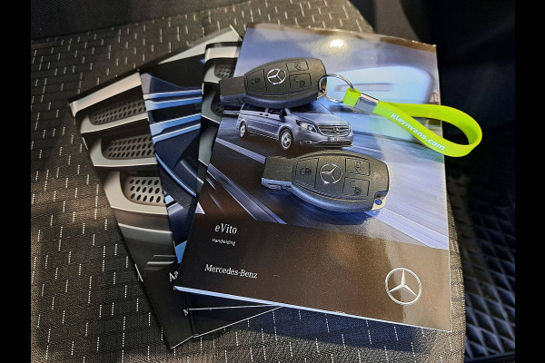 Mercedes-Benz eVito eVito 112 L3 60 kWh Cruise control, Airco, Pdc, Carplay, Camera, Climate control, Stoelverwarming, 280KM WLTP, 80kw-snelladen