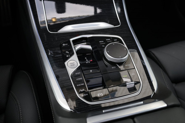 BMW X5 XDrive50e M-Sport MAXTON/LED/VIRTUAL/SFEER/LUCHT/LEER+/S.VERWARMING+MEMORY/22" LMV/360/ACC/ECC/12 MND GARANTIE!