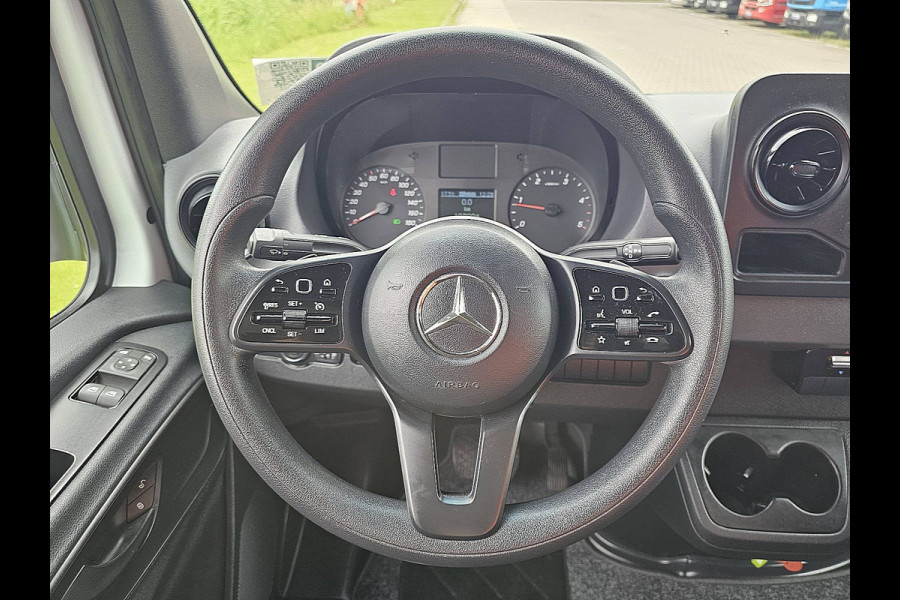 Mercedes-Benz Sprinter 315 1.9 CDI Functional Cruise control, Airco, Carplay, Camera, Climate control