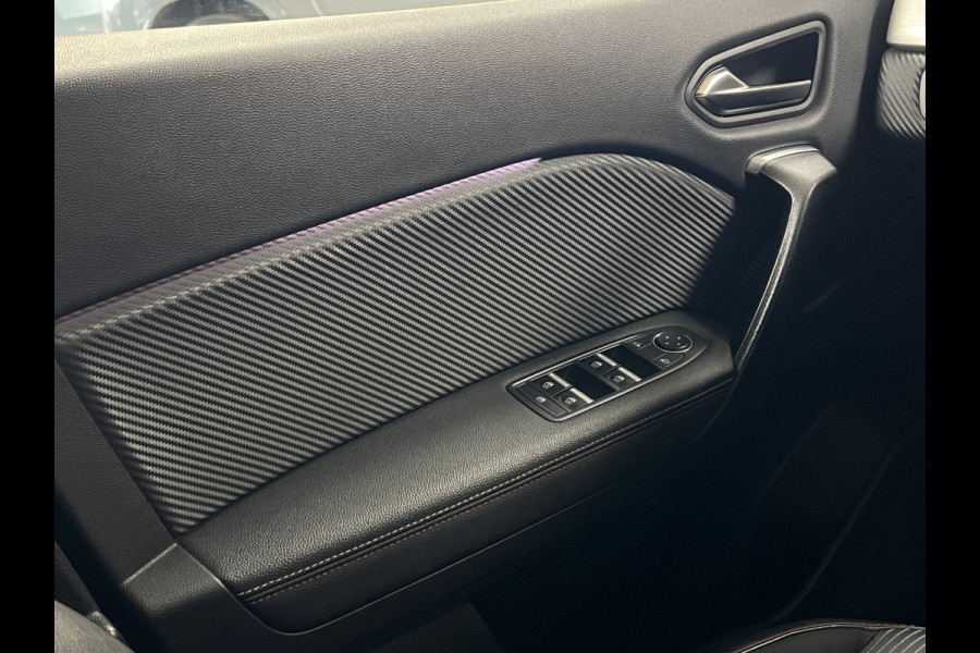 Renault Captur 1.6 E-Tech 160 R.S. Line | Groot Navi | 18" | Stoelverwarming | Camera | PDC V+A |