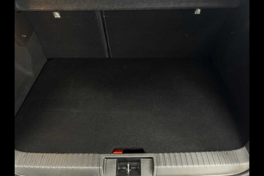 Renault Captur 1.6 E-Tech 160 R.S. Line | Groot Navi | 18" | Stoelverwarming | Camera | PDC V+A |