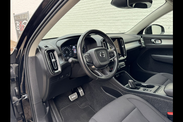 Volvo XC40 1.5 T2 Momentum Core Achteruitrijcamera Carplay Adaptive Cruise Climate Control Stoel en Stuurverwarming