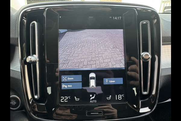 Volvo XC40 1.5 T2 Momentum Core Achteruitrijcamera Carplay Adaptive Cruise Climate Control Stoel en Stuurverwarming