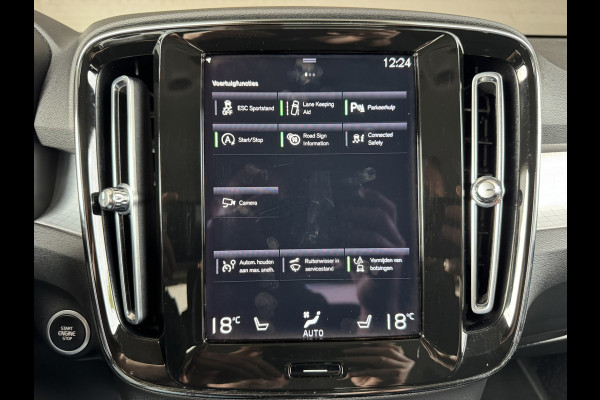 Volvo XC40 1.5 T2 Momentum Core Achteruitrijcamera Carplay Adaptive Cruise Climate Control Stoel en Stuurverwarming
