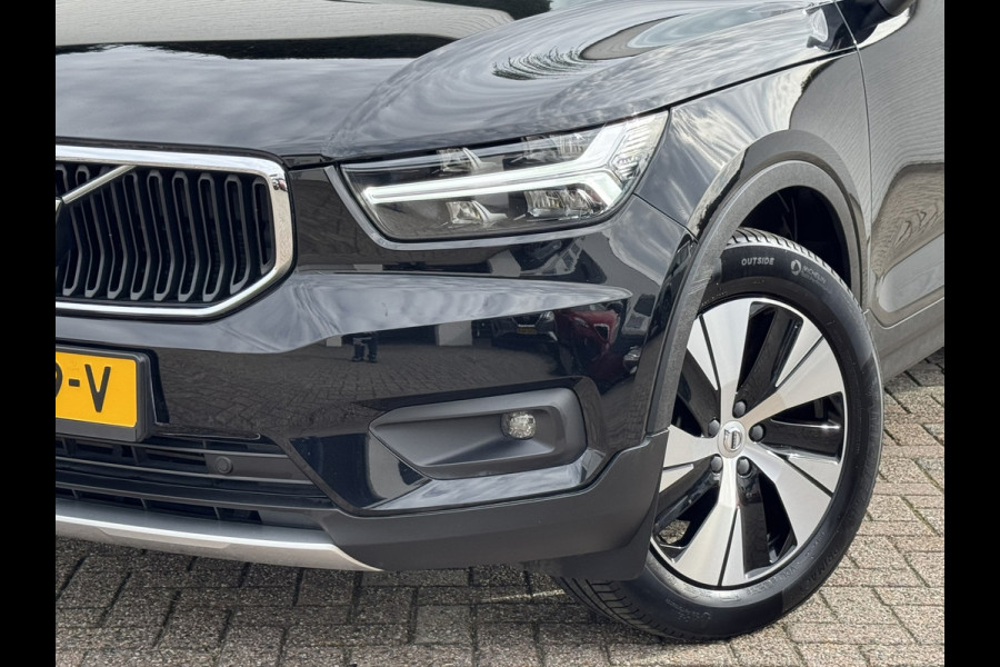 Volvo XC40 1.5 T2 Momentum Core Achteruitrijcamera Carplay Adaptive Cruise Climate Control Stoel en Stuurverwarming