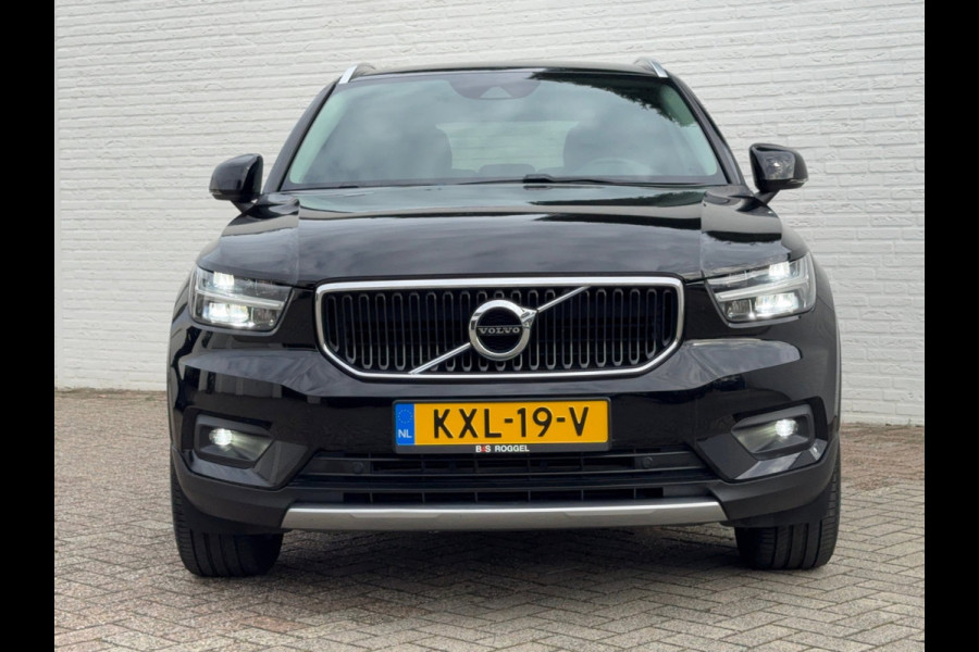 Volvo XC40 1.5 T2 Momentum Core Achteruitrijcamera Carplay Adaptive Cruise Climate Control Stoel en Stuurverwarming