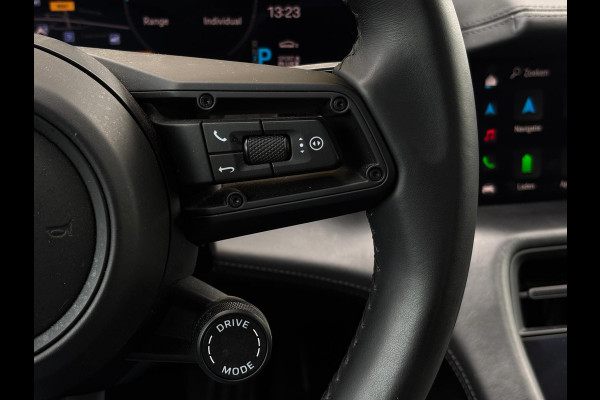 Porsche Taycan Turbo 93 kWh (Goed OndH, Panorama, Passagier Display, Bose, LuchtVering, SportChrono, Ledere Dash, 360 Camera, Etc)