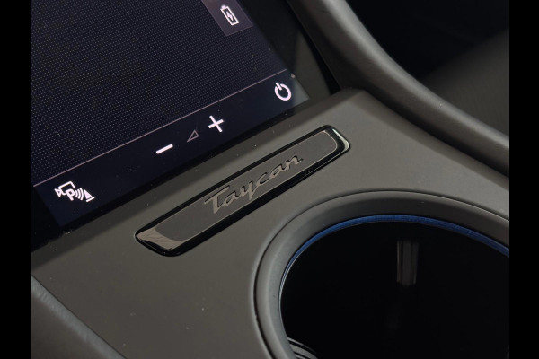 Porsche Taycan Turbo 93 kWh (Goed OndH, Panorama, Passagier Display, Bose, LuchtVering, SportChrono, Ledere Dash, 360 Camera, Etc)