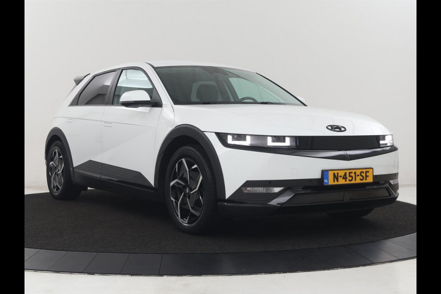 Hyundai IONIQ 5 Connect+ AWD 73kWh | SOH 96.8% | Trekhaak | Leder | Head-up | Stuur/stoel verwarming | Adaptive cruise | Camera | Park assist | Carplay | Bose sound |