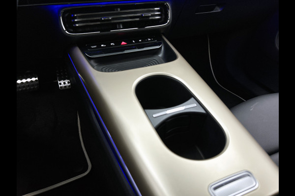 Mercedes-Benz CLA-Klasse 250+ Business Solution AMG 85.5 kWh | Edition 1 pakket | Premium Pakket | Winterpakket | Trekhaak | Vast panoramadak | Burmester Surround Sound | Sportstoelen | GUARD 360° | 19 inch vijf-dubbelspaaks lichtmetalen AMG-velgen |