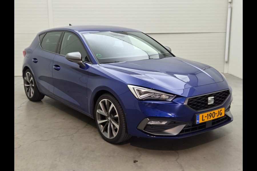 Seat Leon 1.5 eTSI FR Business Intense - Automaat - Navi - Parkeerhulp - Org.NL