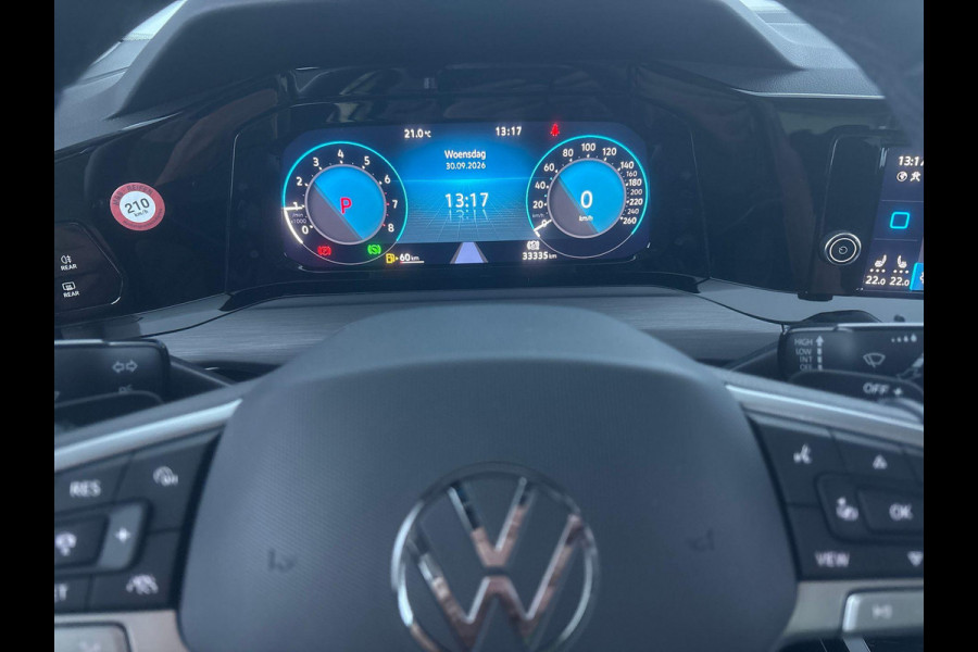 Volkswagen Golf 1.5 eTSI Style 130 pk Automaat (DSG) | Navigatie via App | Parkeersensoren | Achteruitrijcamera | Adaptieve Cruise Control | Stoelverwarming | Autom. airco (3 zones) |