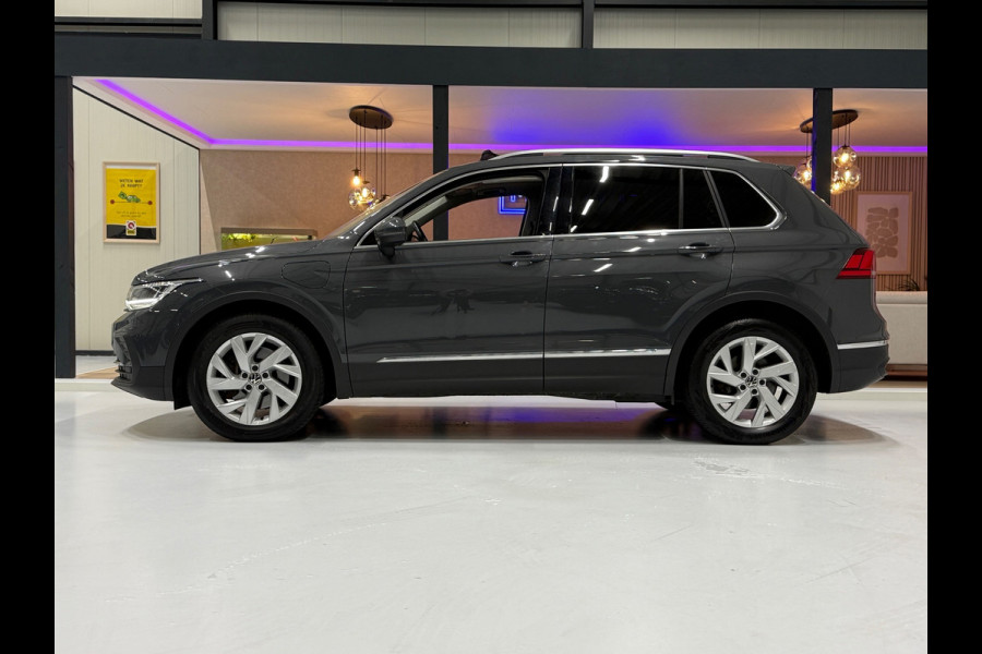 Volkswagen Tiguan 245 PK eHybrid Life DSG || Pano | Virtual Cockpit | ACC | Camera | Navi | LED