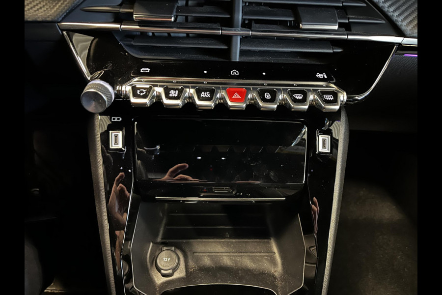Peugeot 2008 1.2 PureTech 130pk Automaat GT-Line Navigatie Apple Carplay/Android Auto Camera Parkeersensoren Ledverlichting Cruise Control Virtual Cockpit Climate Control Lichtmetalen velgen