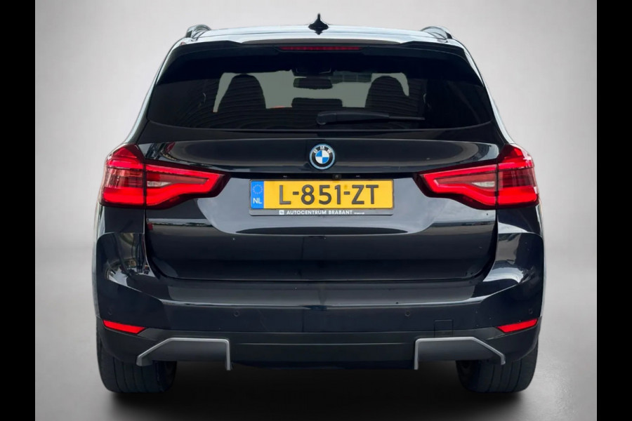 BMW iX3 High Executive 80 kWh M-pakket (NL-auto, Dealer OnderH, Panoramadak, Navi Pro, 360 Camera, Leder, Auto Pilot, StoelV, Etc)