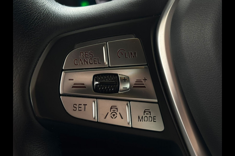 BMW iX3 High Executive 80 kWh M-pakket (NL-auto, Dealer OnderH, Panoramadak, Navi Pro, 360 Camera, Leder, Auto Pilot, StoelV, Etc)