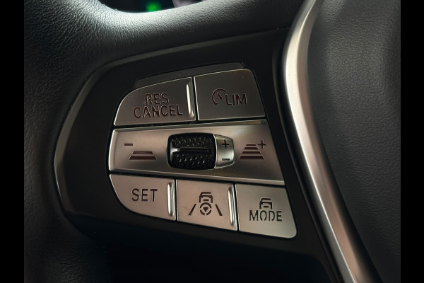 BMW iX3 High Executive 80 kWh M-pakket (NL-auto, Dealer OnderH, Panoramadak, Navi Pro, 360 Camera, Leder, Auto Pilot, StoelV, Etc)