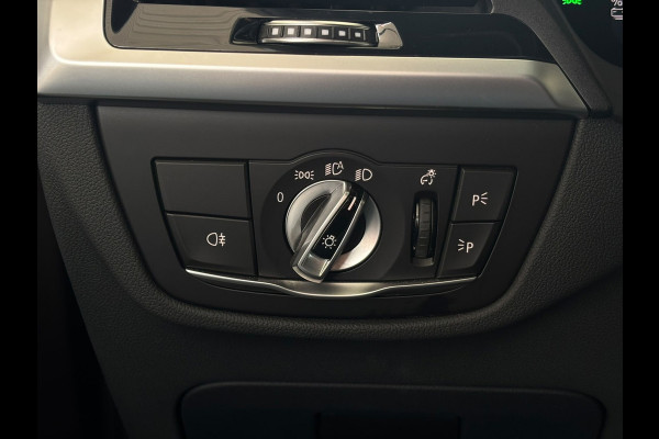 BMW iX3 High Executive 80 kWh M-pakket (NL-auto, Dealer OnderH, Panoramadak, Navi Pro, 360 Camera, Leder, Auto Pilot, StoelV, Etc)