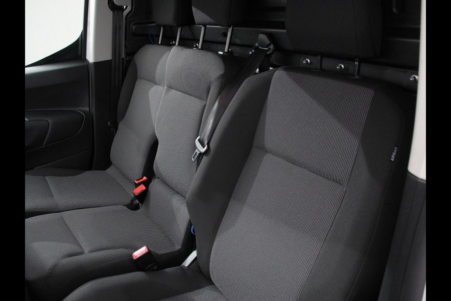 Opel Combo 1.5 BlueHDi 130 S&S L2 Apple Carplay / Android Auto Navigatie Trekhaak Airco Camera Cruise Control Parkeersensoren V+A DAB