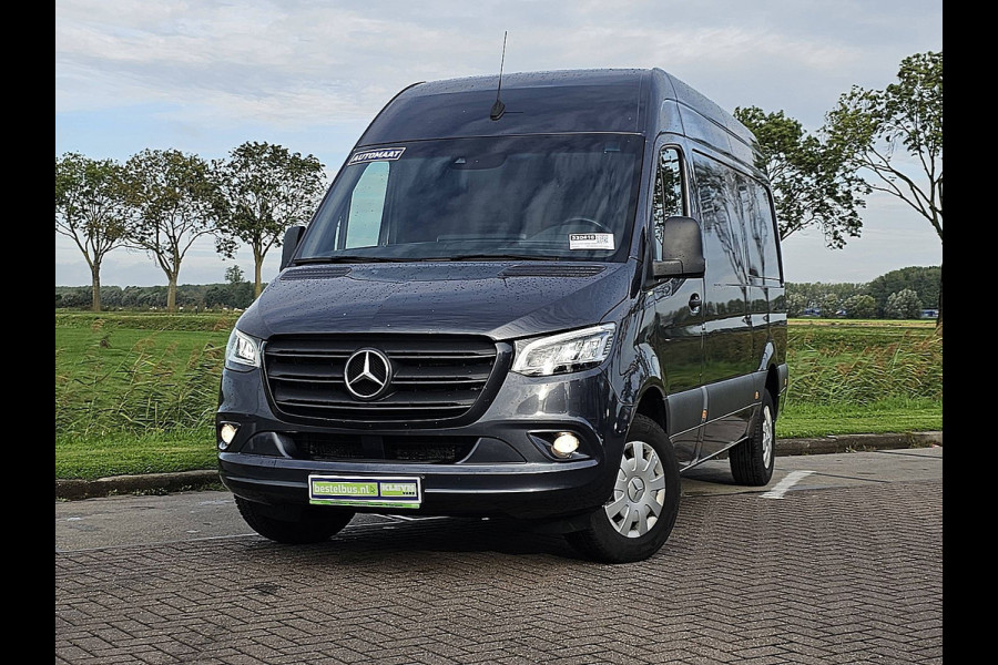 Mercedes-Benz Sprinter 317 1.9 CDI L2H2 RWD Cruise control, Airco, Carplay, Navi, Camera, Led, Lane-assist, Climate control, Dodehoek detectie, 3,5T-trekhaak