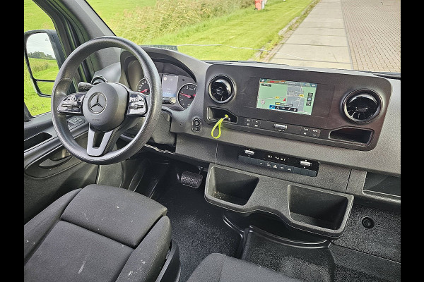 Mercedes-Benz Sprinter 317 1.9 CDI L2H2 RWD Cruise control, Airco, Carplay, Navi, Camera, Led, Lane-assist, Climate control, Dodehoek detectie, 3,5T-trekhaak