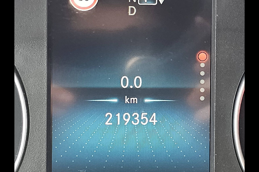 Mercedes-Benz Sprinter 317 1.9 CDI L2H2 RWD Cruise control, Airco, Carplay, Navi, Camera, Led, Lane-assist, Climate control, Dodehoek detectie, 3,5T-trekhaak
