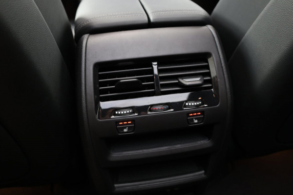 BMW X5 XDrive50e M-Sport MAXTON/LED/VIRTUAL/SFEER/LUCHT/LEER+/S.VERWARMING+MEMORY/22" LMV/360/ACC/ECC/12 MND GARANTIE!