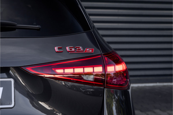 Mercedes-Benz C-Klasse Estate AMG 63 S E Performance Night Edition AMG Performance stoelen