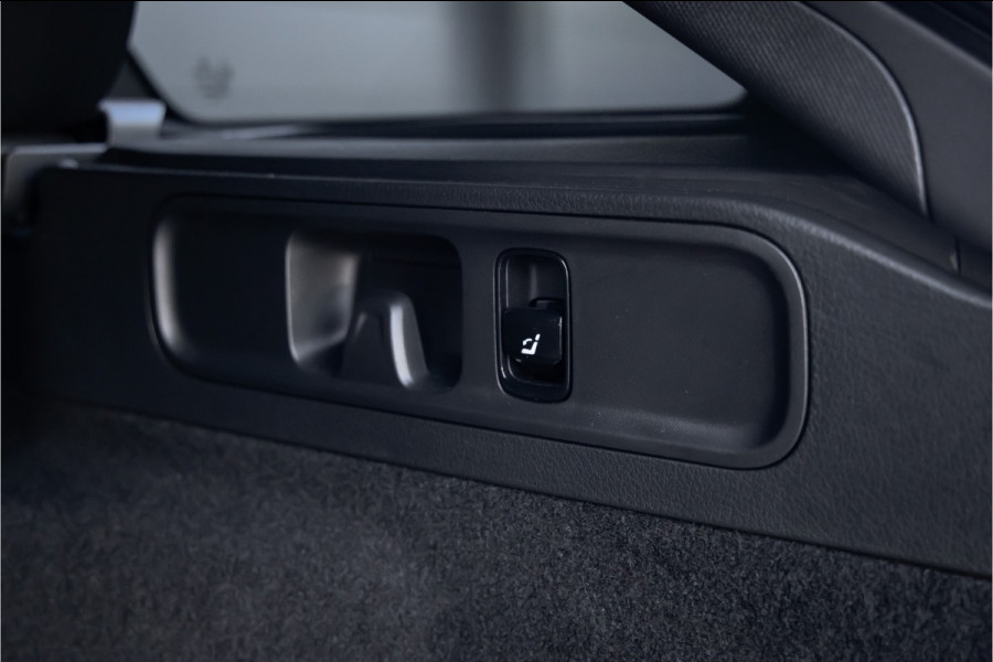 Mercedes-Benz C-Klasse Estate AMG 63 S E Performance Night Edition AMG Performance stoelen