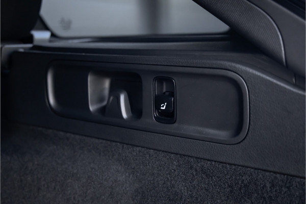 Mercedes-Benz C-Klasse Estate AMG 63 S E Performance Night Edition AMG Performance stoelen