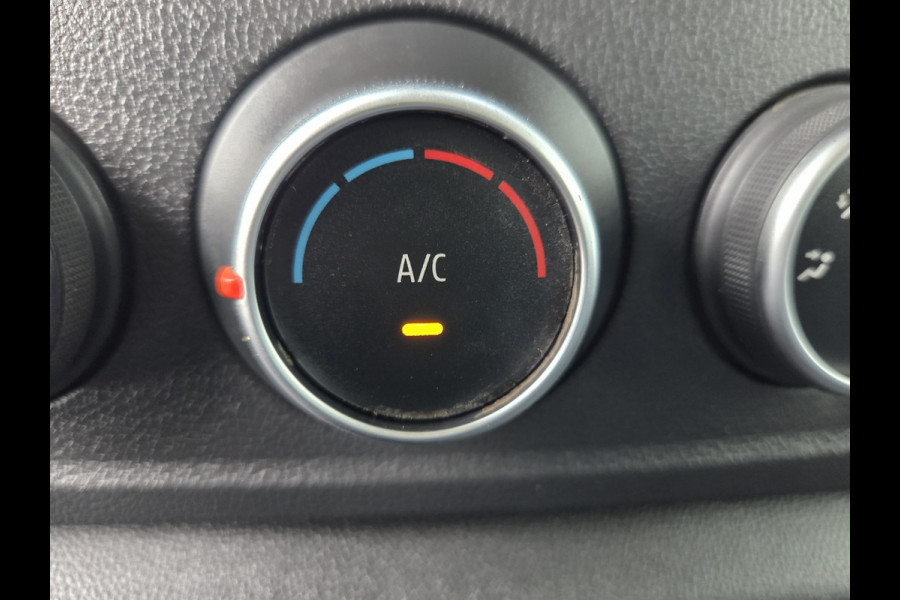 Renault Master T35 2.3 dCi L2H2 DC 7-Persoons Airco Cruisecontrol 136Pk Dubbelcabine