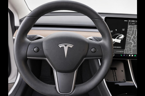 Tesla Model 3 Standard RWD Plus 60 kWh Autopilot Airco Leder Panoramadak PDC VA Camera 19" Sport Wheels