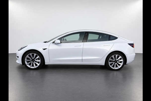 Tesla Model 3 Standard RWD Plus 60 kWh Autopilot Airco Leder Panoramadak PDC VA Camera 19" Sport Wheels