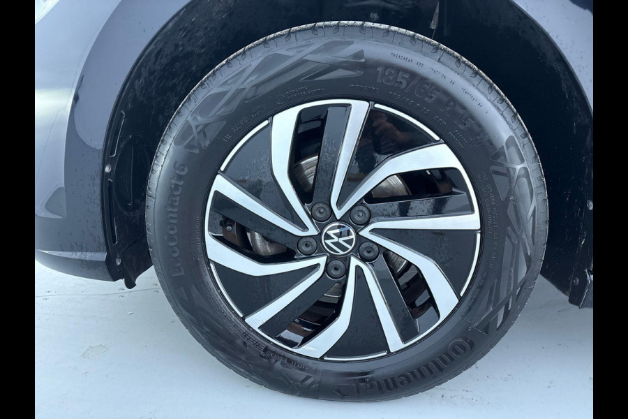 Volkswagen Polo 1.0 TSI Life Edition 95 pk | Verlengde garantie | Navigatie via App | Parkeersensoren achter | Achteruitrijcamera | Adaptieve cruise control |