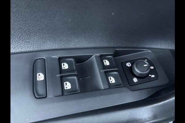 Volkswagen Polo 1.0 TSI Life Edition 95 pk | Verlengde garantie | Navigatie via App | Parkeersensoren achter | Achteruitrijcamera | Adaptieve cruise control |