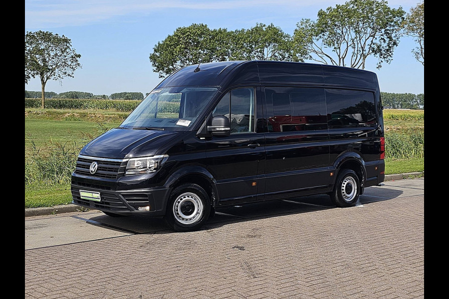 Volkswagen Crafter 35 2.0 TDI L3H3 Cruise control, Airco, Pdc, Carplay, Navi, Camera, 3T-trekhaak, 2x Draaistoelen *Bijzonder geschikt als camper*