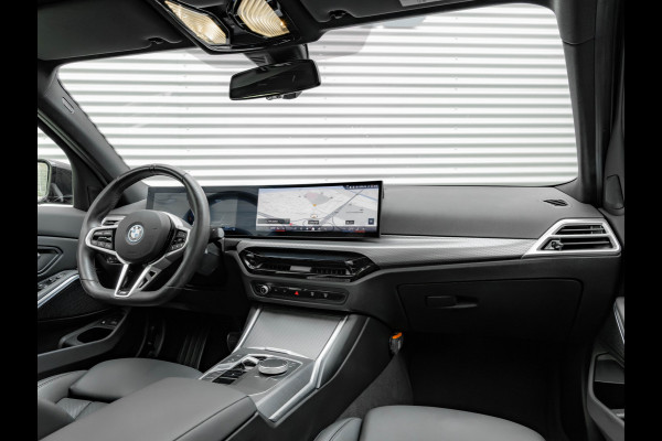 BMW 3-serie 330e M-Sport - LCI 2 - Schuifdak - Trekhaak - Widescreen - Hifi - Camera