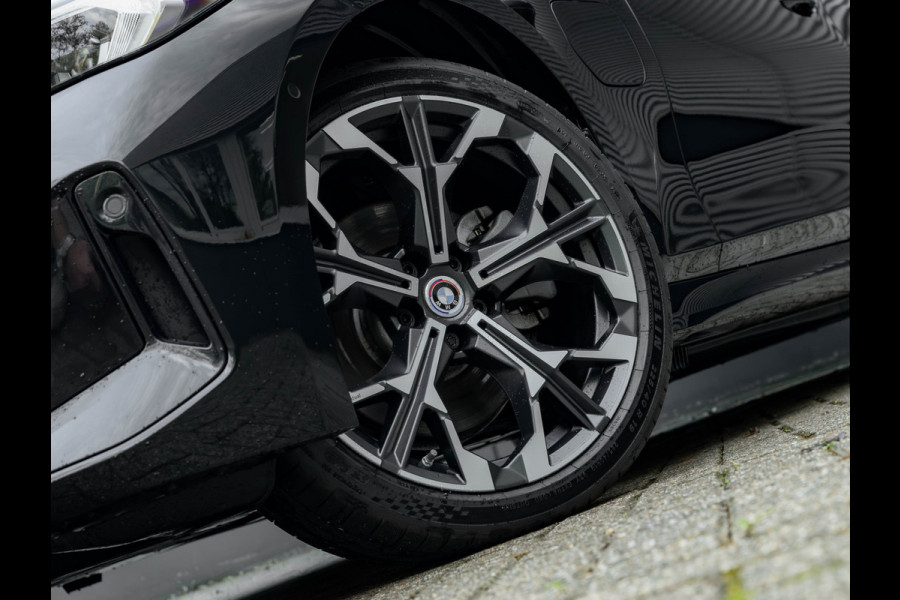 BMW 3-serie 330e M-Sport - LCI 2 - Schuifdak - Trekhaak - Widescreen - Hifi - Camera