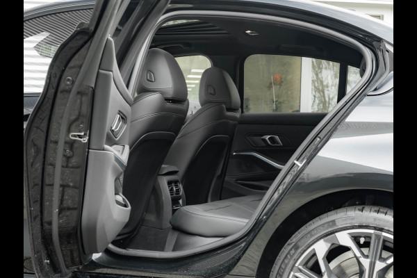 BMW 3-serie 330e M-Sport - LCI 2 - Schuifdak - Trekhaak - Widescreen - Hifi - Camera